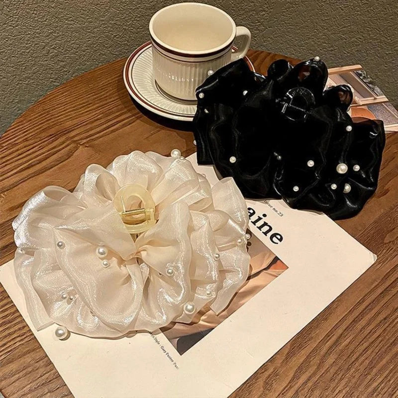 Elegant Temperament Pearl Big Bubble Hair Clip for Woman Shark Clip Fashion Girls Back Head Hair Clamp