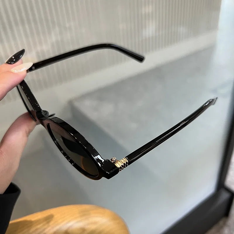 4PCS Fashion Korean Sweet Cool Spicy Girl Sunglasses for Women Men  Retro Oval Fashion Eyewear